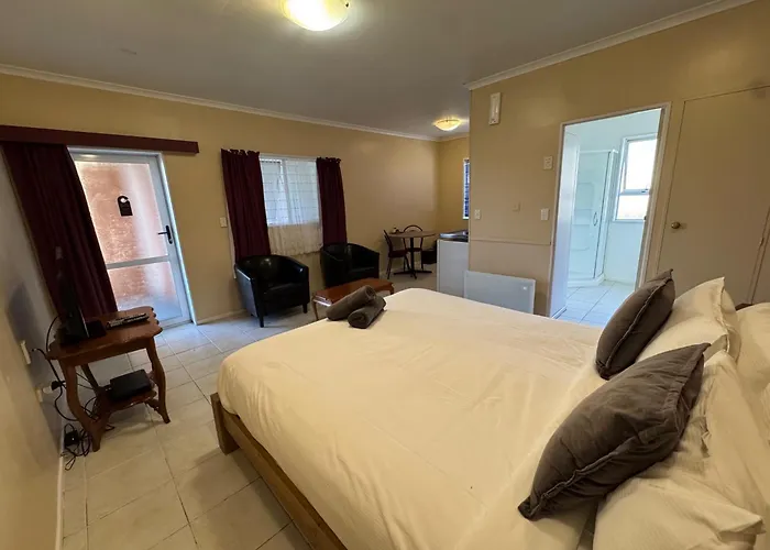 Pet Friendly hotel: Aldan Lodge